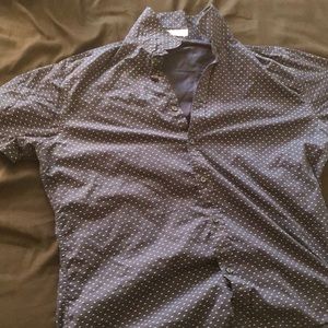 Men’s short sleeved dress shirt